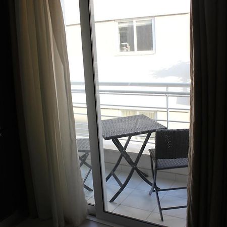 Sunny 2 Bedroom, 2 Bathrooms, Seaside Apt. スリーマ エクステリア 写真